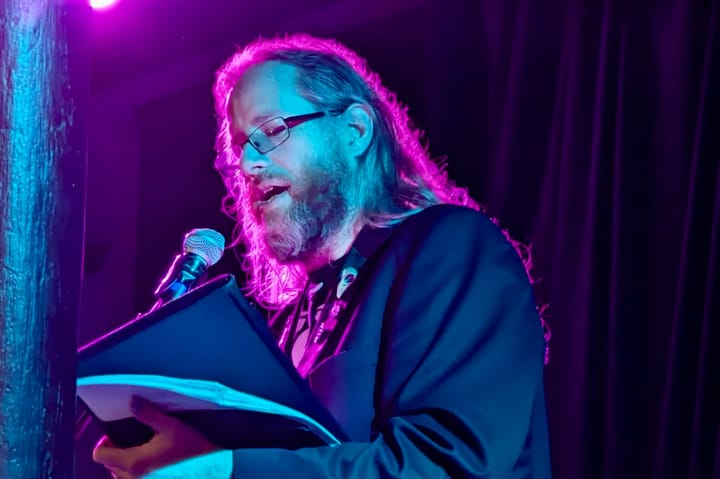Aron Smith’s An Infernal Contract Brings Dark Comedy to the Page